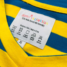Laden Sie das Bild in den Galerie-Viewer, Ringelshirt aus 100% Merinowolle | blau-gelb - domkollektion
